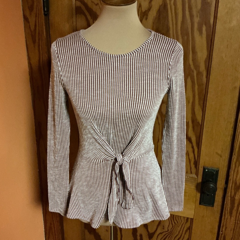 Caution to the wind striped tie waist peplum long sleeve top - Picture 4 of 10